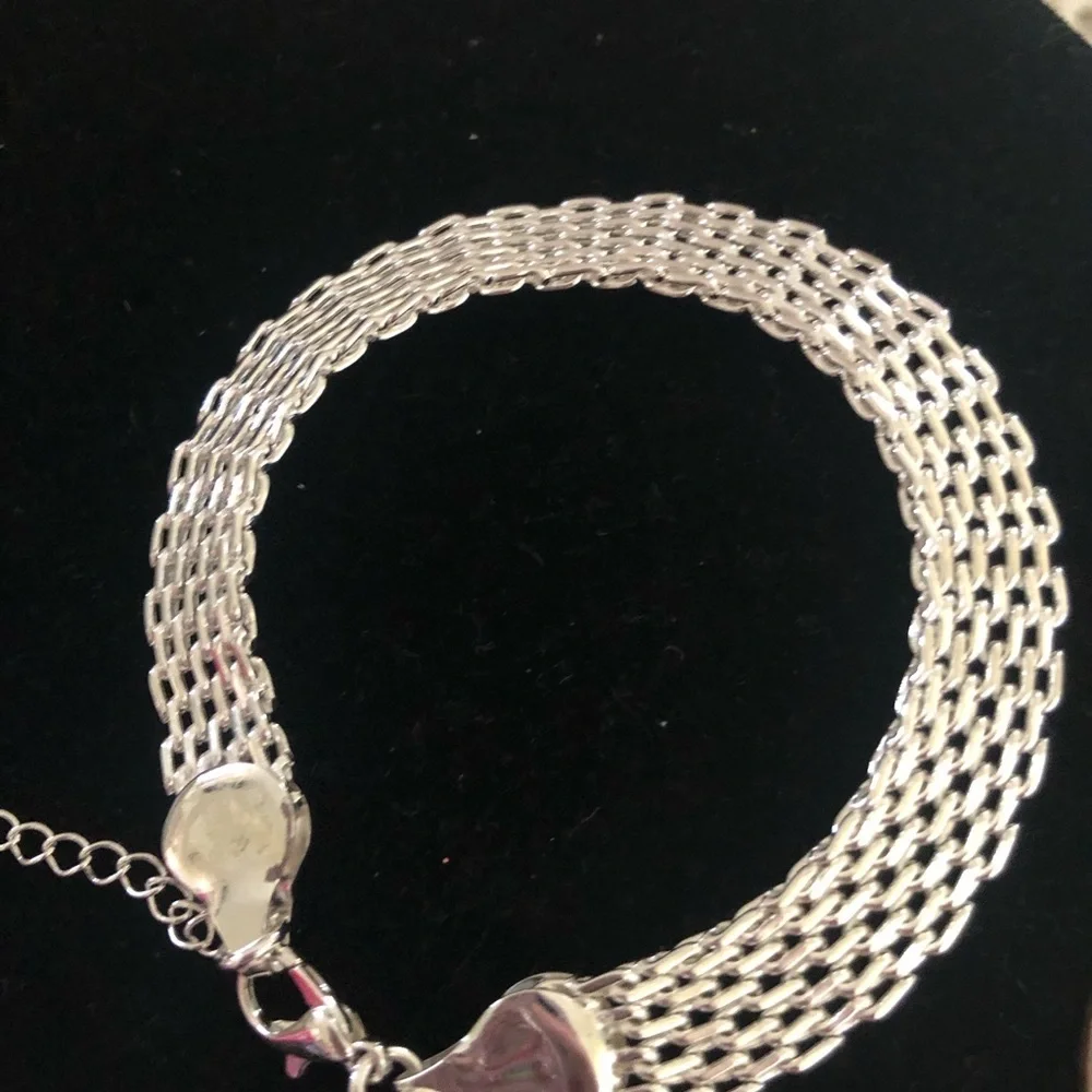 NWOT 925 Sterling Silver Stamped Bracelet
